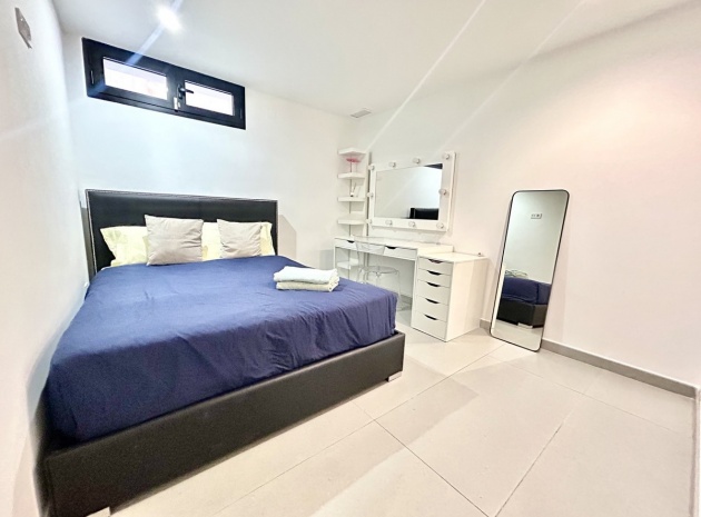 Resale - Villa - Orihuela - Los Balcones