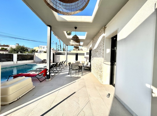 Resale - Villa - Orihuela - Los Balcones
