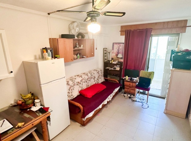 Resale - Apartment - Torrevieja - La Siesta