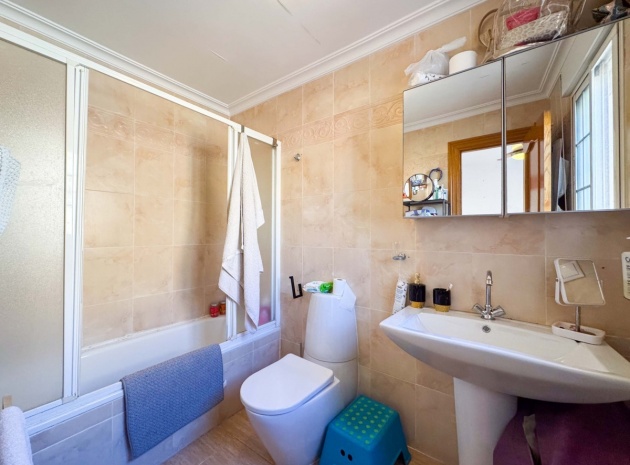Resale - Townhouse - Torrevieja - Aguas Nuevas