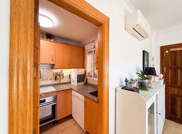 Resale - Townhouse - Torrevieja - Aguas Nuevas