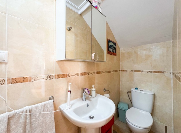Resale - Townhouse - Torrevieja - Aguas Nuevas