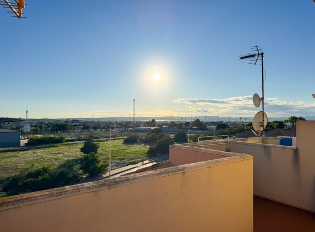 Resale - Townhouse - Torrevieja - Aguas Nuevas