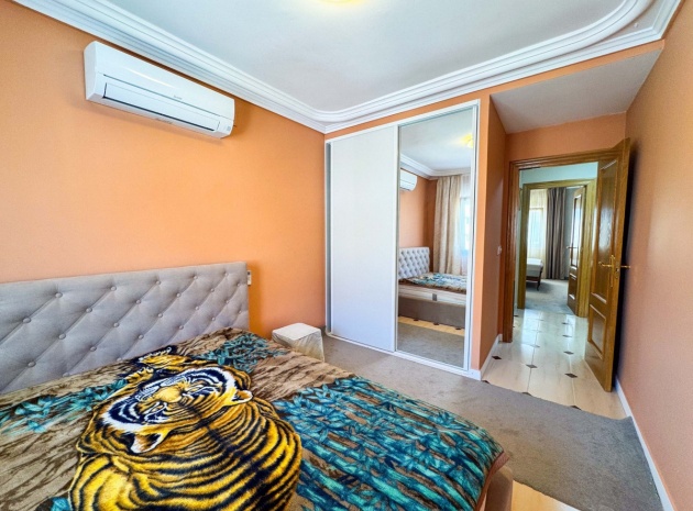 Resale - Townhouse - Torrevieja - Playa De La Mata