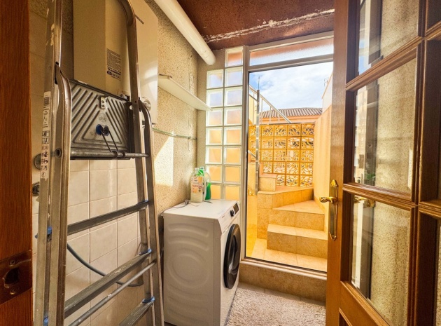 Resale - Townhouse - Torrevieja - Playa De La Mata