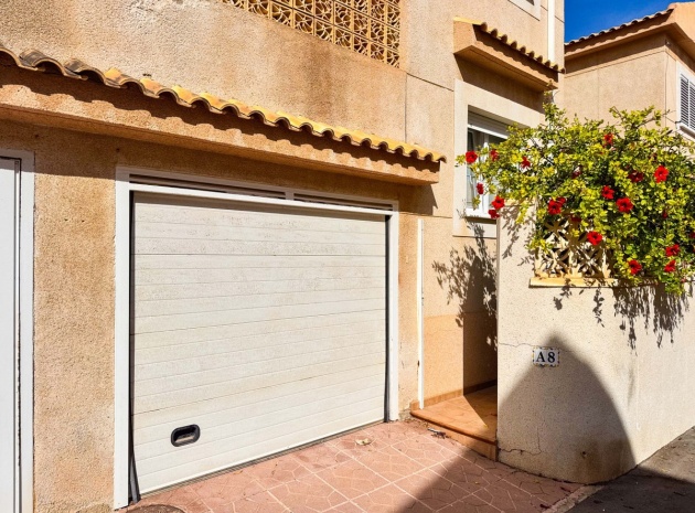 Resale - Townhouse - Torrevieja - Playa De La Mata
