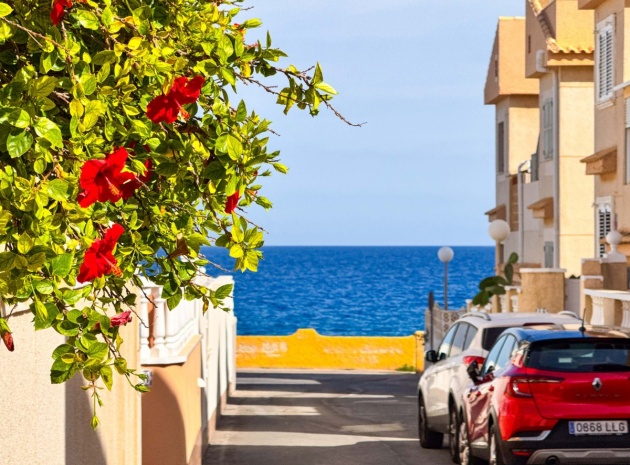 Resale - Townhouse - Torrevieja - Playa De La Mata