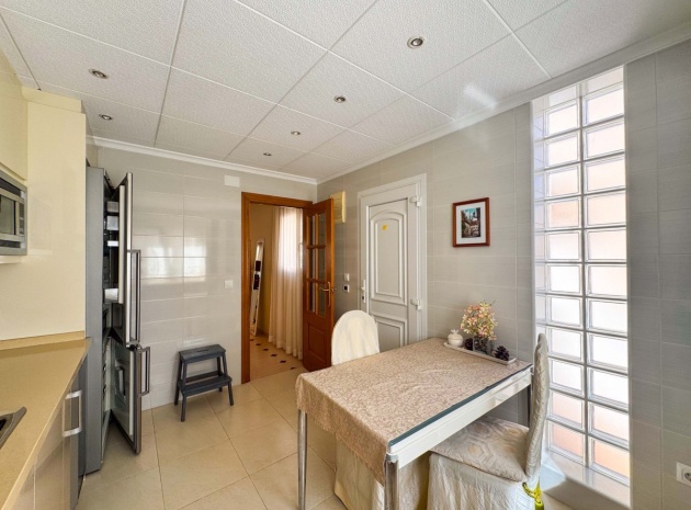 Resale - Townhouse - Torrevieja - Playa De La Mata