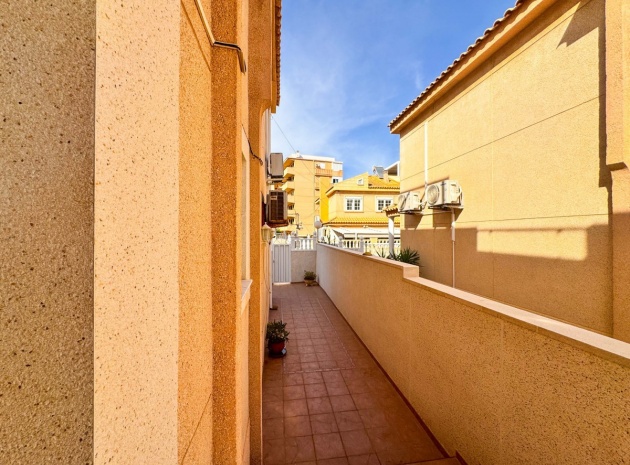 Resale - Townhouse - Torrevieja - Playa De La Mata