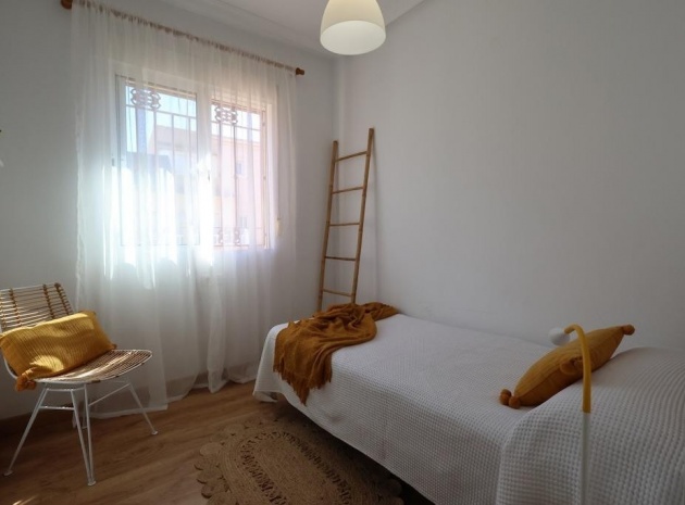 Resale - Apartment - Orihuela - La Zenia