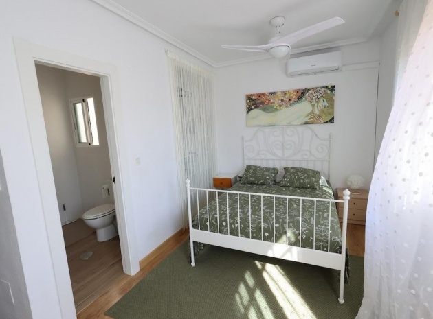 Resale - Apartment - Orihuela - La Zenia