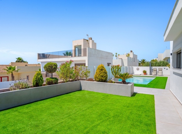 Resale - Villa - San Fulgencio - La Marina
