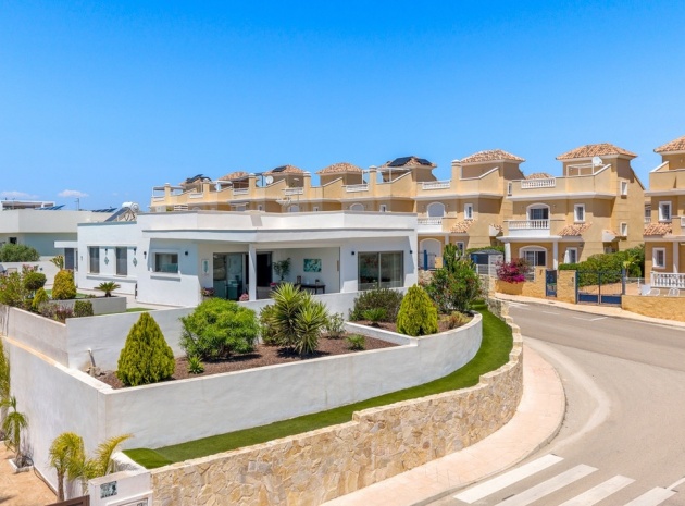 Resale - Villa - San Fulgencio - La Marina