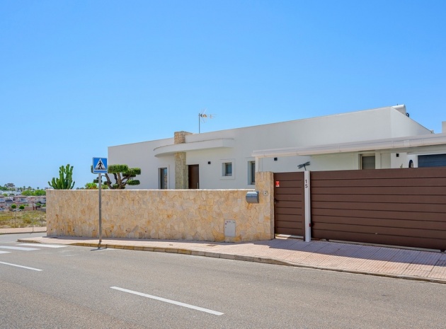 Resale - Villa - San Fulgencio - La Marina