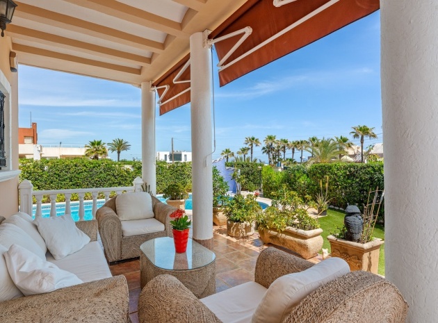 Resale - Villa - Torrevieja - La Mata