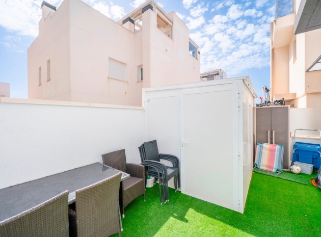 Resale - Villa - Torrevieja - Torrevieja Centro