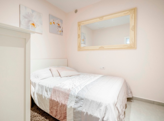 Resale - Villa - Torrevieja - Torrevieja Centro