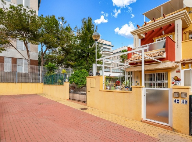 Resale - Townhouse - Orihuela - Villamartin