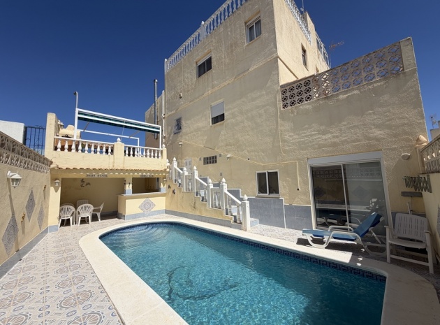 Resale - Townhouse - San Miguel de Salinas - balcon costa