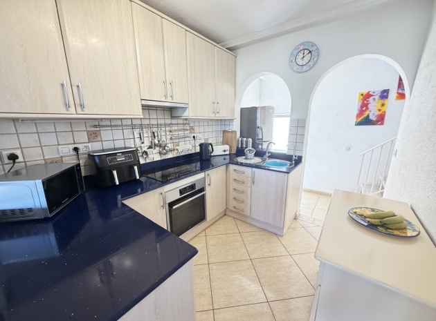 Resale - Townhouse - San Miguel de Salinas - balcon costa