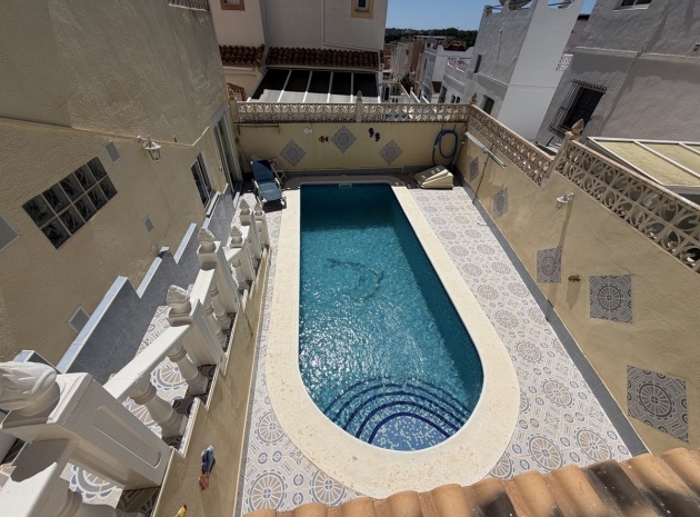 Resale - Townhouse - San Miguel de Salinas - balcon costa