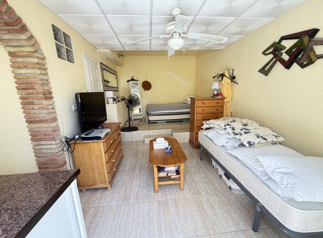 Resale - Townhouse - San Miguel de Salinas - balcon costa