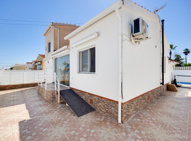 Resale - Villa - San Fulgencio - La Marina
