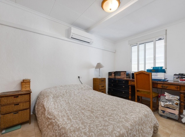 Resale - Villa - San Fulgencio - La Marina