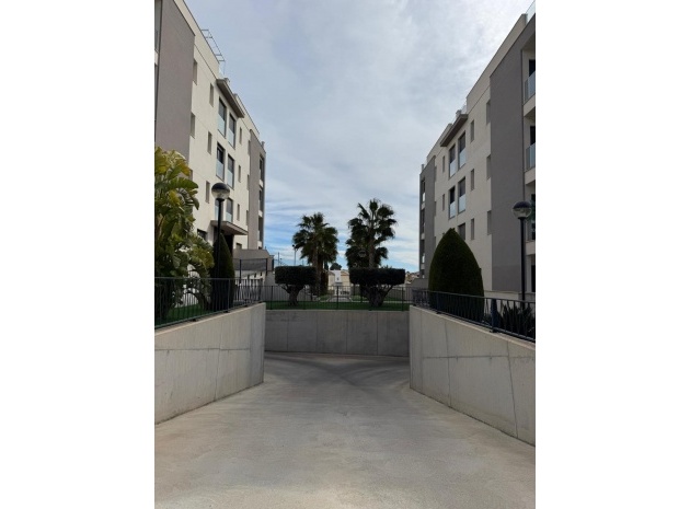 Resale - Apartment - Villamartin - Costa Blanca South