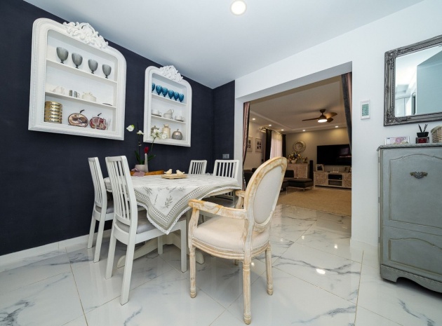 Resale - Villa - Pilar de la Horadada - Pilar de la Horadada Centro
