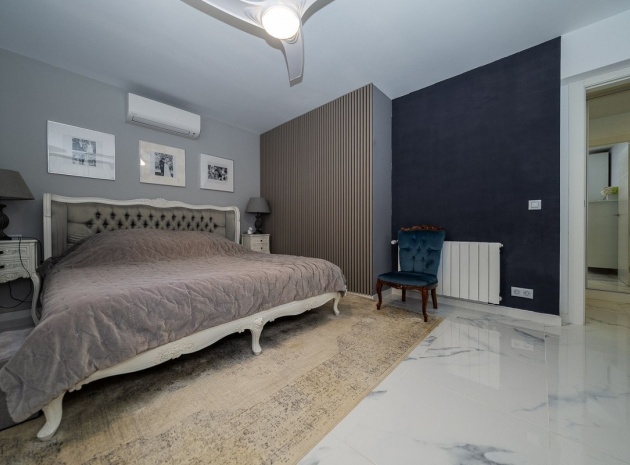 Resale - Villa - Pilar de la Horadada - Pilar de la Horadada Centro