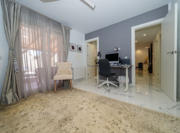 Resale - Villa - Pilar de la Horadada - Pilar de la Horadada Centro