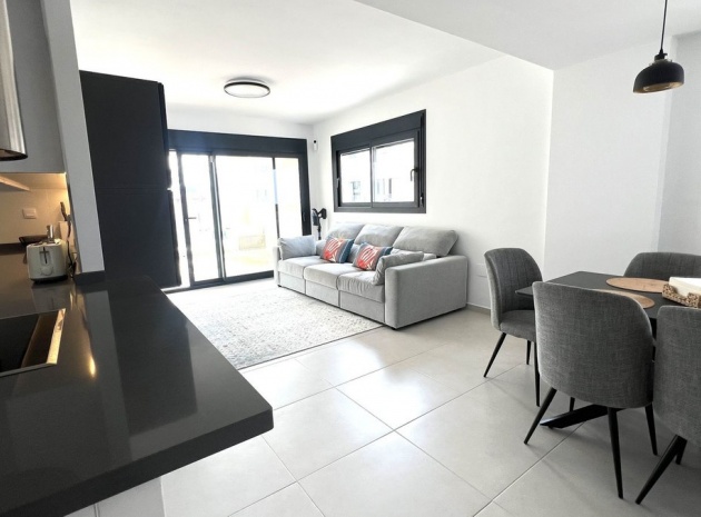 Resale - Apartment - Orihuela - Villamartin