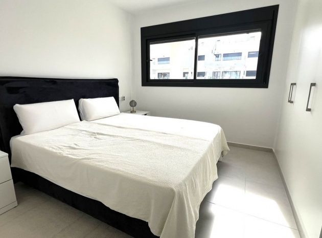 Resale - Apartment - Orihuela - Villamartin