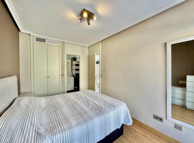 Resale - Apartment - Punta Prima - Costa Blanca South