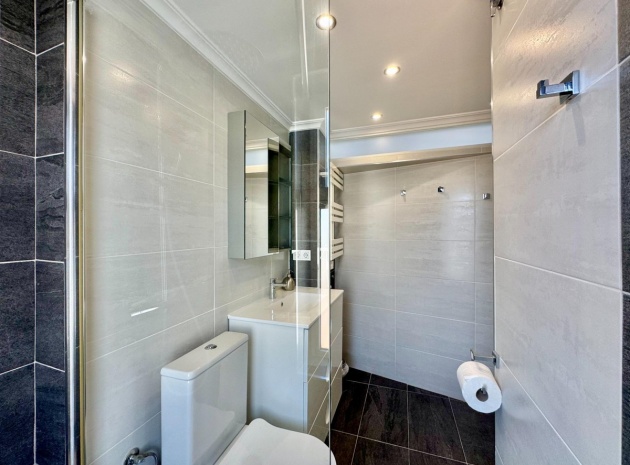Resale - Apartment - Punta Prima - Costa Blanca South