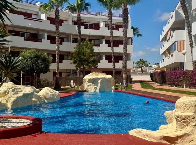 Resale - Apartment - Punta Prima - Costa Blanca South