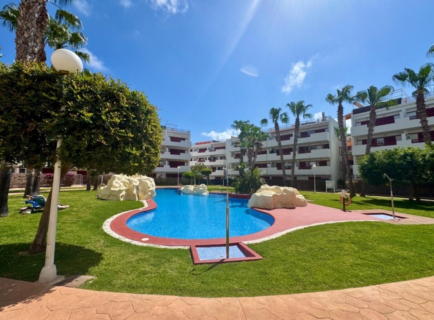 Resale - Apartment - Punta Prima - Costa Blanca South
