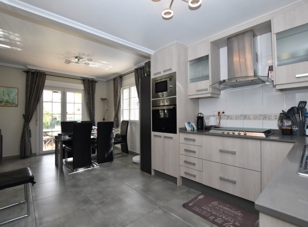 Resale - Villa - Villamartin - Los Dolses