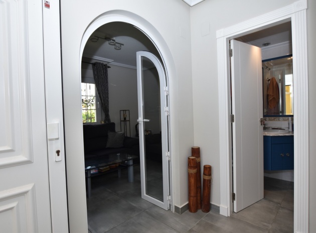 Resale - Villa - Villamartin - Los Dolses