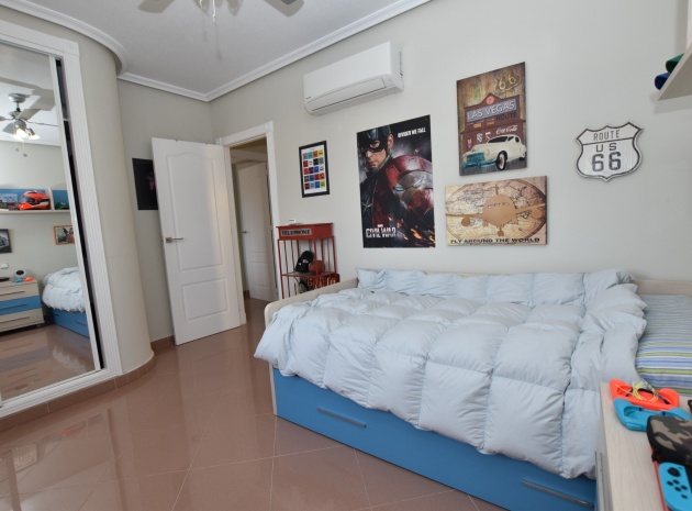 Resale - Villa - Villamartin - Los Dolses