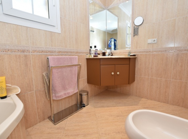 Resale - Villa - Villamartin - Los Dolses
