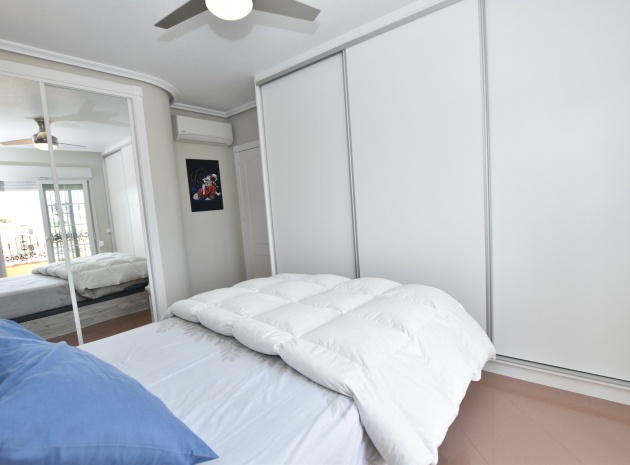 Resale - Villa - Villamartin - Los Dolses
