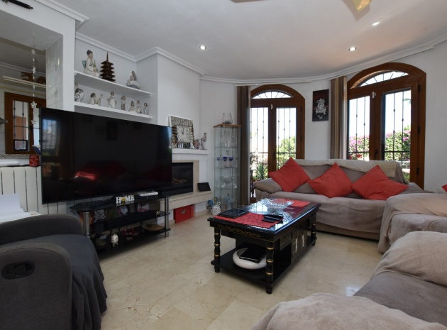 Resale - Villa - Algorfa - La Finca Golf Resort