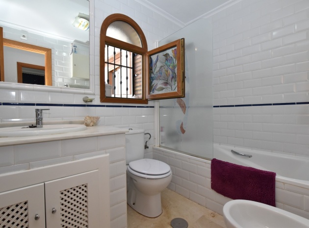 Resale - Villa - Algorfa - La Finca Golf Resort