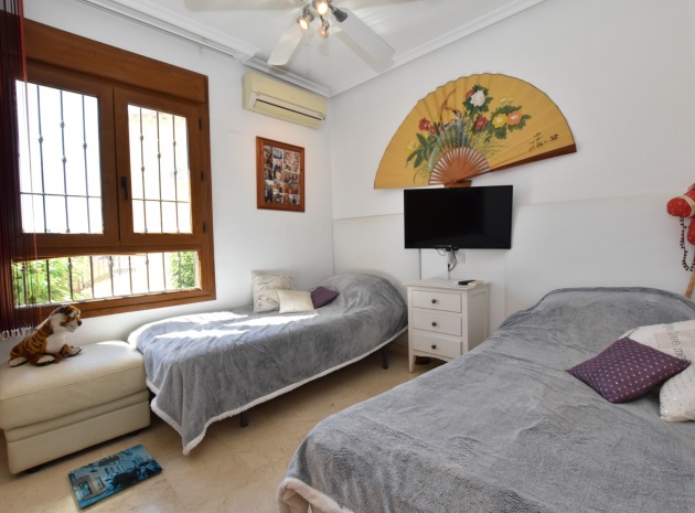 Resale - Villa - Algorfa - La Finca Golf Resort