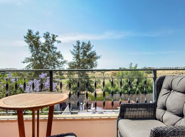 Resale - Apartment - Villamartin