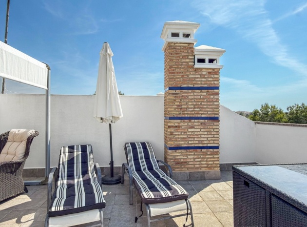 Resale - Apartment - Villamartin