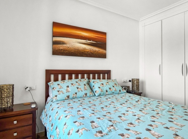 Resale - Apartment - Villamartin