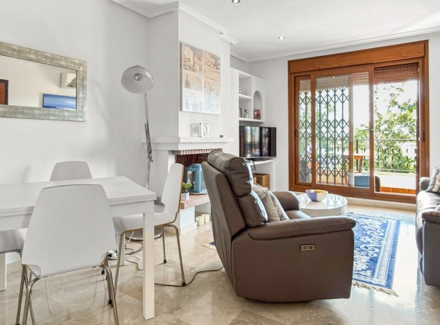 Resale - Apartment - Villamartin